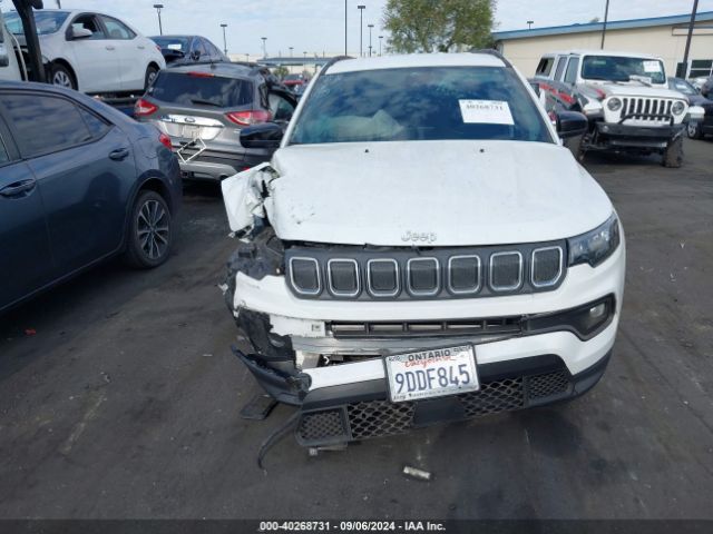 3C4NJCBB4NT205253 Jeep Compass Latitude Fwd
