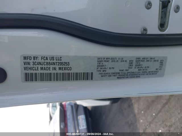 3C4NJCBB4NT205253 Jeep Compass Latitude Fwd
