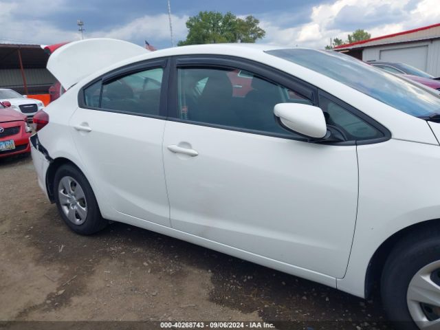 3KPFK4A73JE273952 KIA FORTE LX