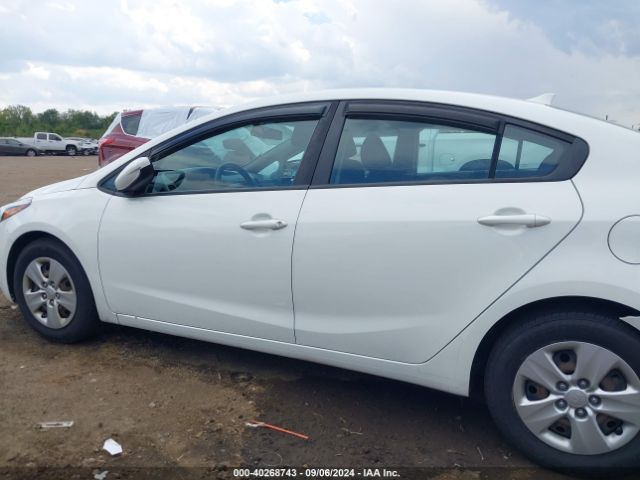 3KPFK4A73JE273952 KIA FORTE LX