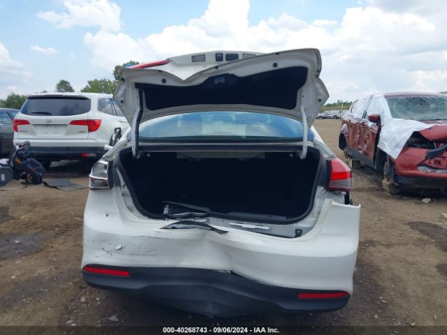 3KPFK4A73JE273952 KIA FORTE LX