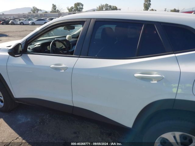 KL77LFE25RC001303 Chevrolet Trax Fwd Sp