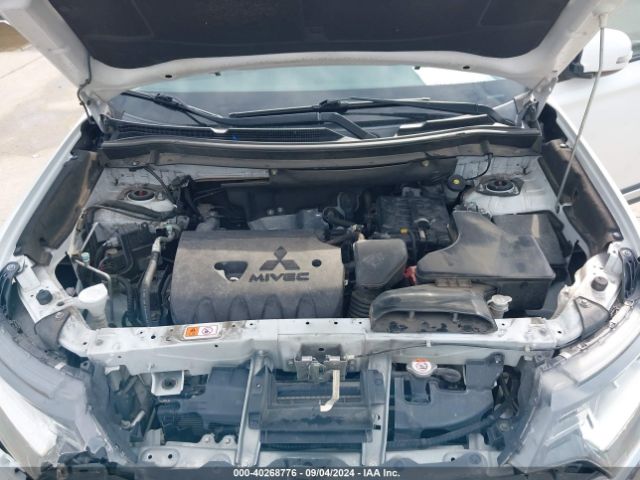 JA4AD3A32HZ053562 Mitsubishi Outlander Se