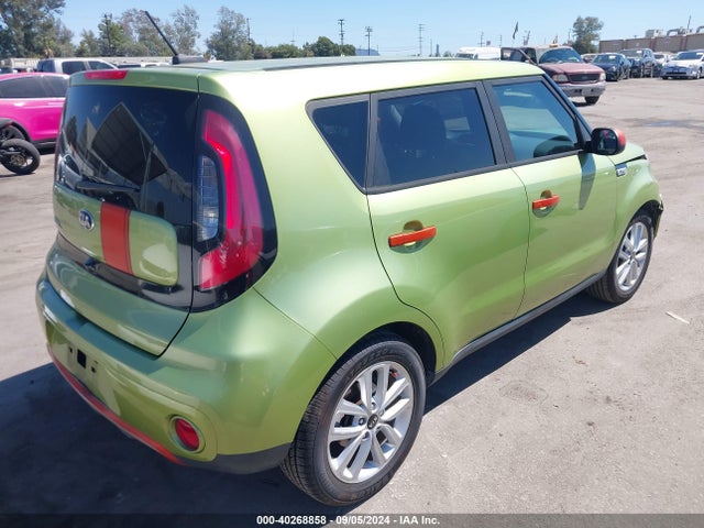KIA SOUL + 2017 KNDJP3A58H7878709 Image 4