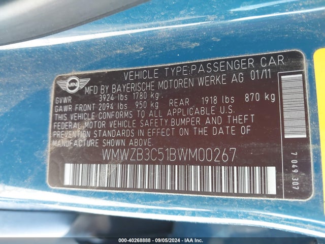 2011 MINI COOPER COUNTRYMAN WMWZB3C51BWM00267 Photo 8