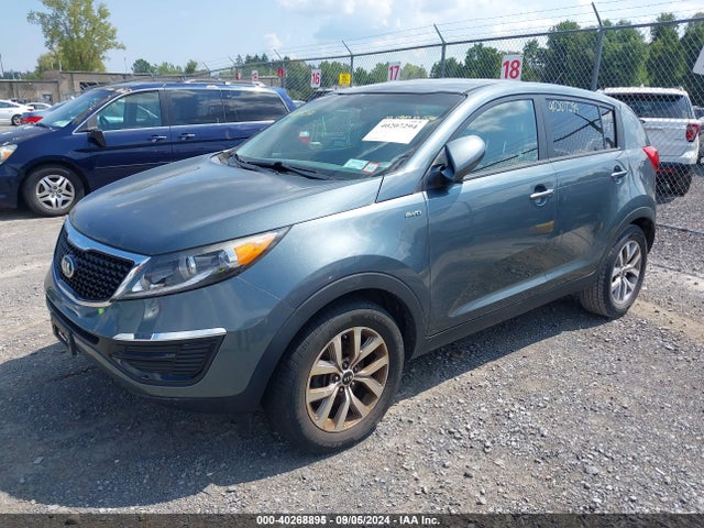 KIA Sportage Lx 2015 KNDPBCAC4F7770236 Image 2