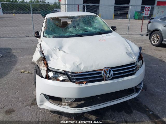 1VWAS7A30EC115569 Volkswagen Passat 1.8t Wolfsburg Edition