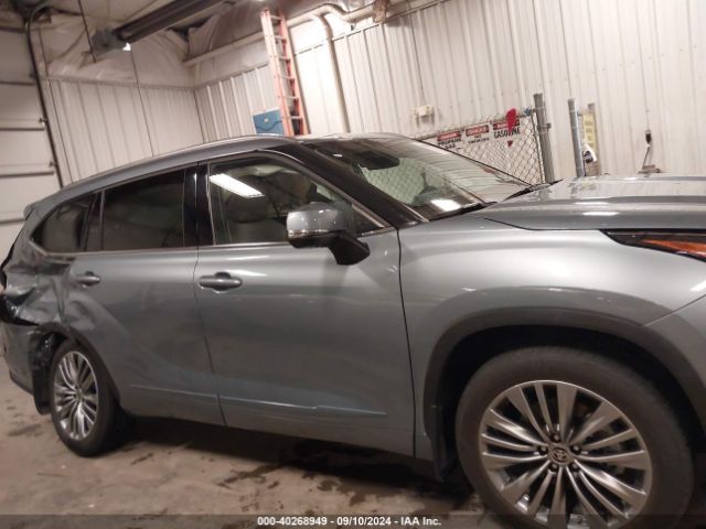 5TDFZRBH4MS110270 Toyota Highlander Platinum