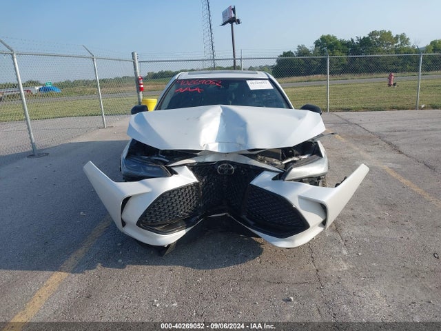 Toyota Avalon Touring 2019 4T1BZ1FB4KU009935 Image 12