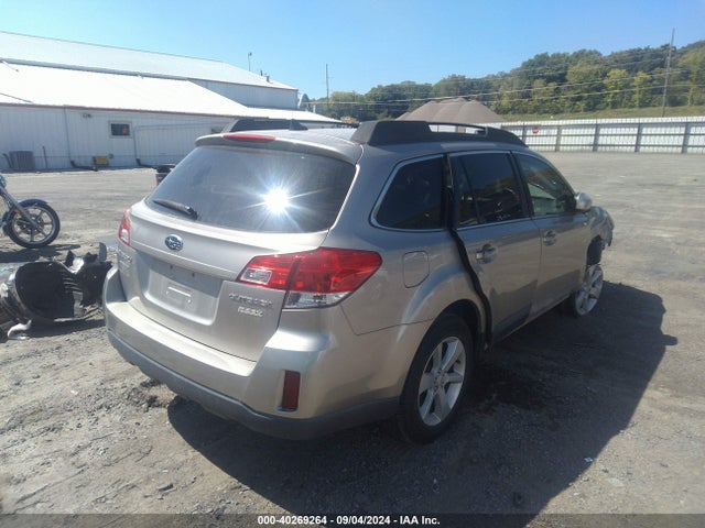 Subaru Outback 2.5i Premium 2014 4S4BRBCC5E3215939 Image 4