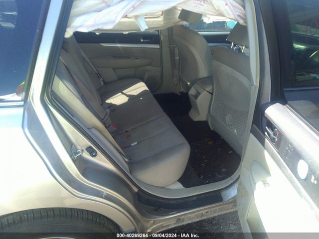 Subaru Outback 2.5i Premium 2014 4S4BRBCC5E3215939 Image 8
