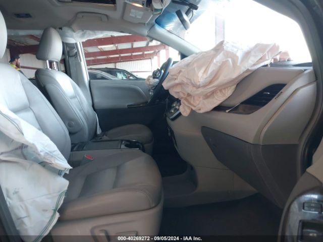 5TDYK3DC7GS765250 Toyota Sienna Xle 8 Passenger