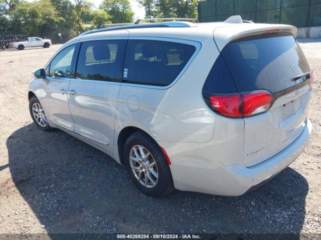 2020 CHRYSLER PACIFICA 2C4RC1BG4LR128640 Photo 2
