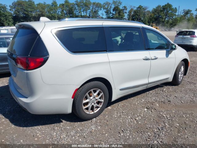 2020 CHRYSLER PACIFICA 2C4RC1BG4LR128640 Photo 3