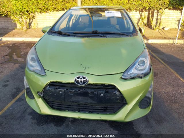 JTDKDTB32F1112243 Toyota Prius C Two