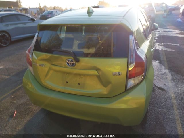 JTDKDTB32F1112243 Toyota Prius C Two