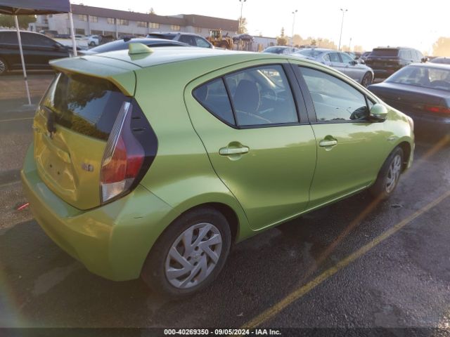 JTDKDTB32F1112243 Toyota Prius C Two