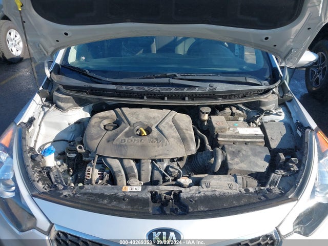 KIA FORTE LX 2016 KNAFK4A63G5611035 Image 10