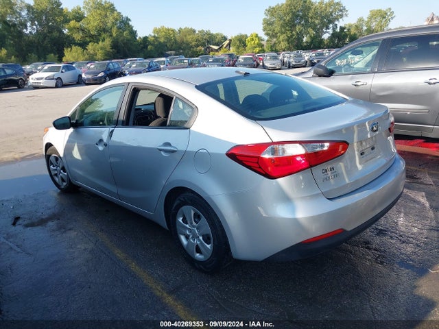 KIA FORTE LX 2016 KNAFK4A63G5611035 Image 3