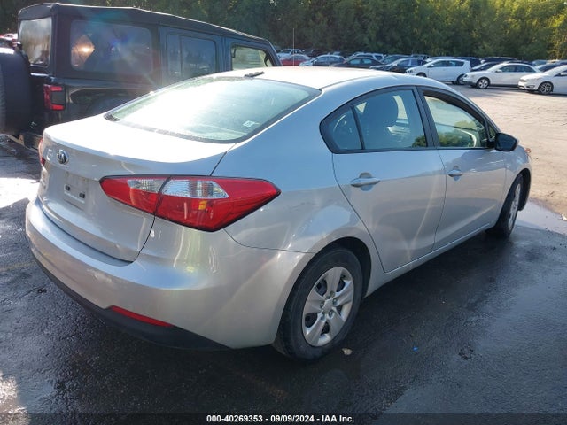 KIA FORTE LX 2016 KNAFK4A63G5611035 Image 4