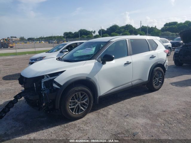 5N1AT3AA2MC698597 Nissan Rogue S Fwd