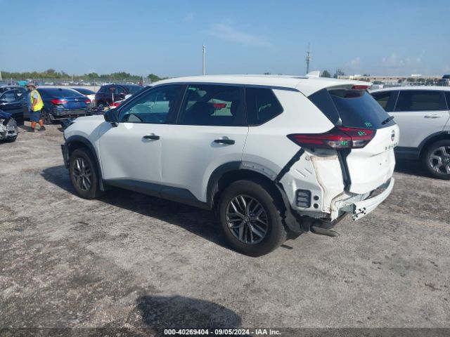 5N1AT3AA2MC698597 Nissan Rogue S Fwd