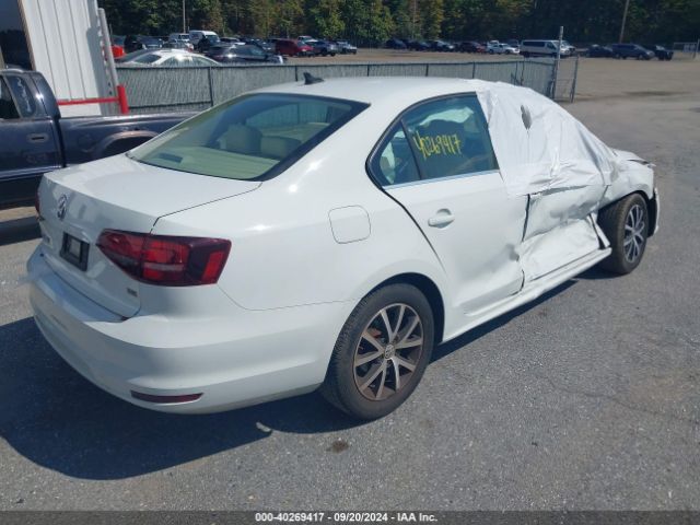 3VWDB7AJ1JM244148 Volkswagen Jetta 1.4t Se/1.4t Wolfsburg Edition