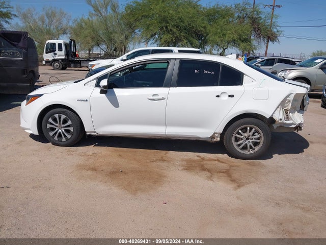 JTDEBRBE8LJ016913 Toyota Corolla Hybrid Le