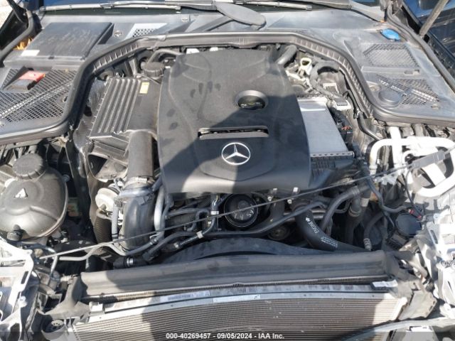 55SWF4JB4FU067905 Mercedes-Benz C 300 Luxury/sport