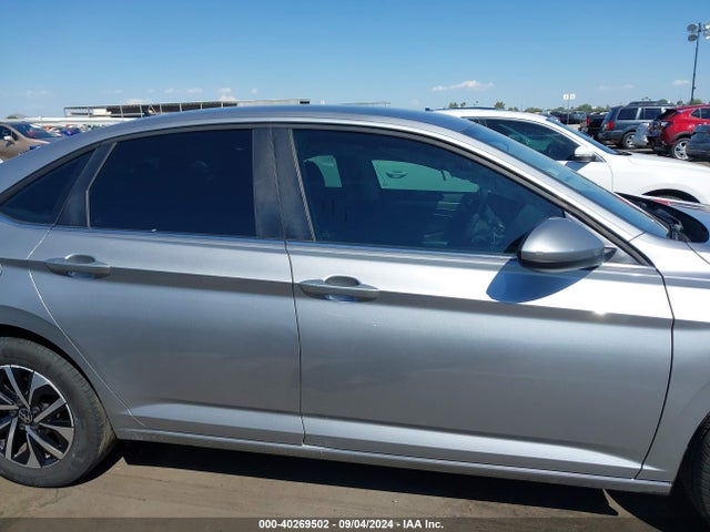 3VWCM7BU6NM015047 Volkswagen Jetta 1.5t S