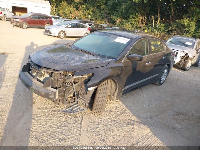 Nissan Altima 2.5 S 2015 1N4AL3AP5FC126084 Image 2