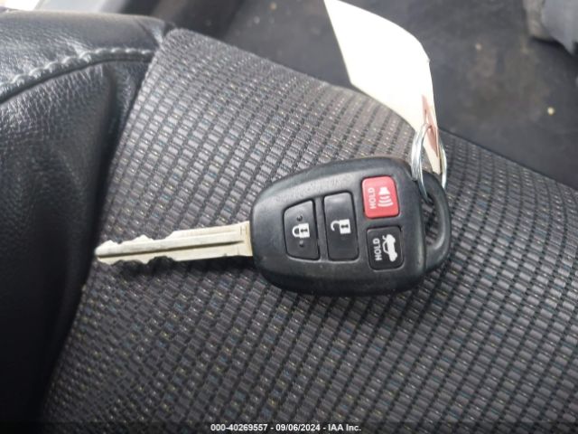 5YFBURHE7JP829768 Toyota COROLLA SE