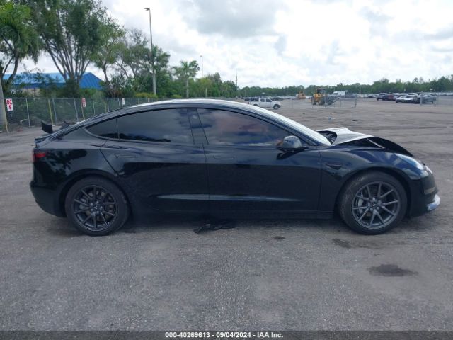 5YJ3E1EA0JF123399 Tesla Model 3 Long Range/mid Range