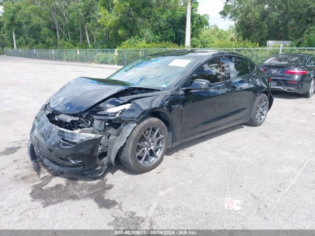 5YJ3E1EA0JF123399 Tesla Model 3 Long Range/mid Range
