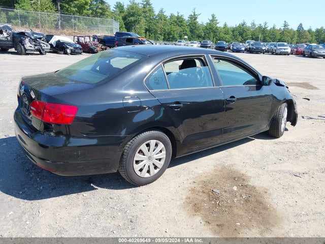 3VW2K7AJXEM312766 Volkswagen Jetta 2.0l S