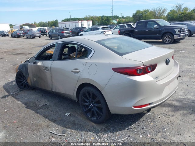 Mazda Mazda3 2.5 Turbo 2022 3MZBPBAY0NM306928 Image 3