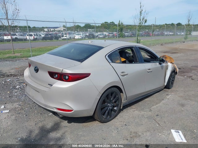 Mazda Mazda3 2.5 Turbo 2022 3MZBPBAY0NM306928 Image 4