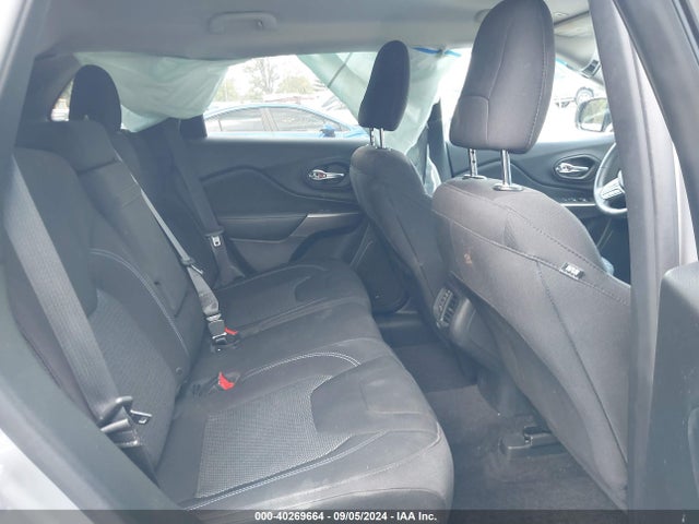 1C4PJMCB0KD213817 Jeep Cherokee Latitude 4x4