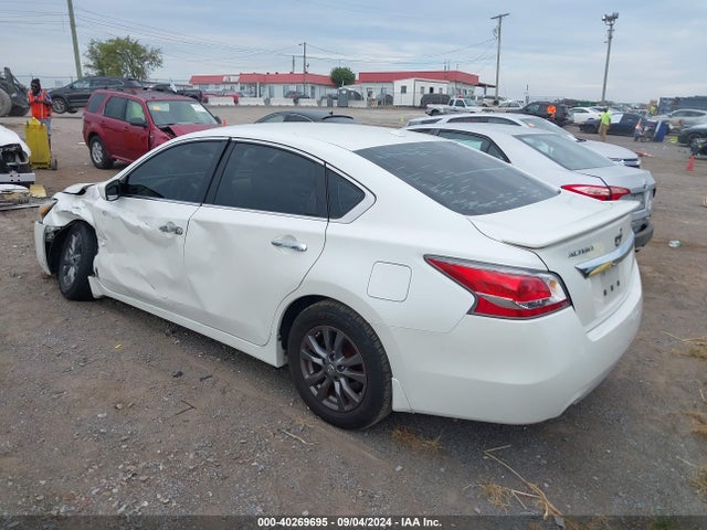 Nissan Altima 2.5 S 2015 1N4AL3AP9FC154437 Image 3