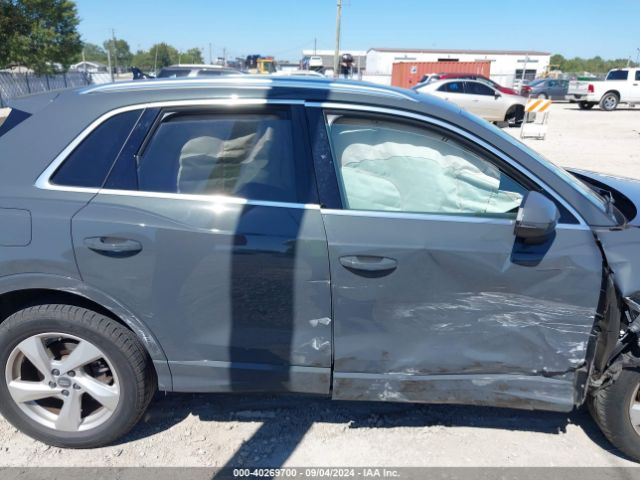 WA1BECF31K1081837 Audi Q3 2.0t Premium