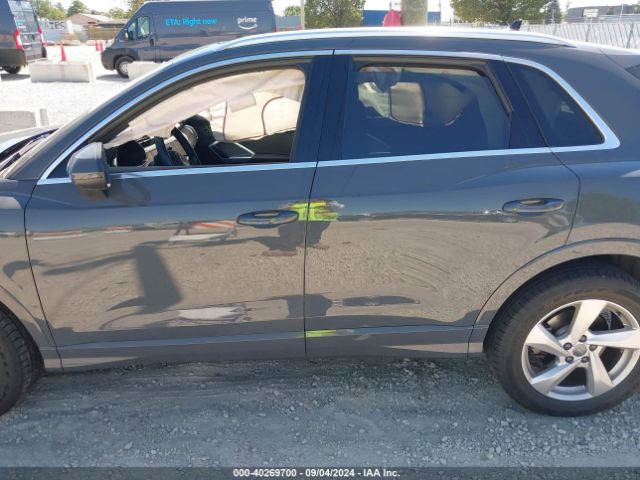 WA1BECF31K1081837 Audi Q3 2.0t Premium