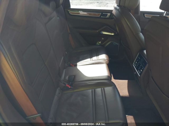 WP1AF2AY8KDA80323 Porsche Cayenne Turbo