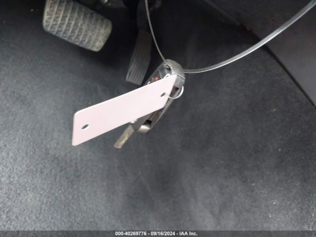 1G11Z5S3XLU112647 Chevrolet Impala Fwd Lt