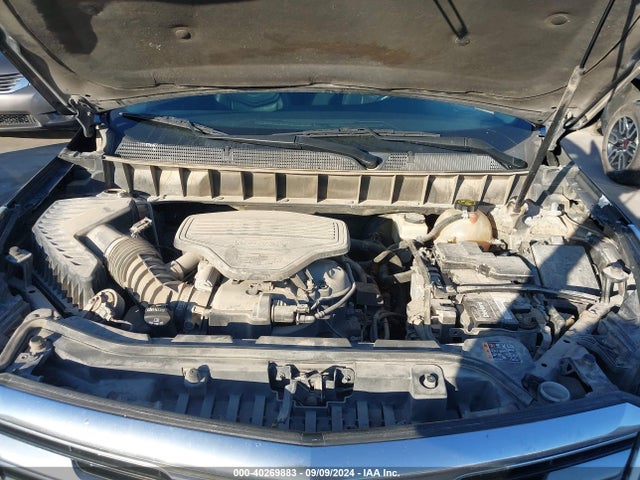 1GYKNBRS4HZ125949 Cadillac XT5 LUXURY
