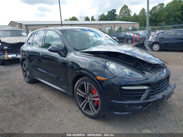 2013 PORSCHE CAYENNE WP1AD2A20DLA72730 Photo 0