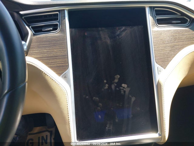 Tesla Model S 60/70/75/85 2016 5YJSA1E13GF175867 Image 15