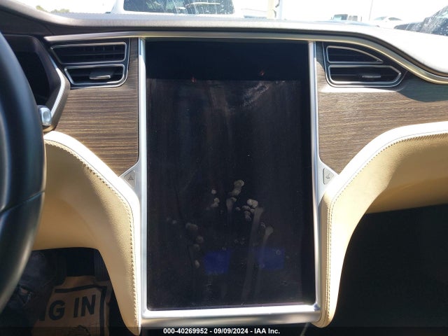 Tesla Model S 60/70/75/85 2016 5YJSA1E13GF175867 Image 17