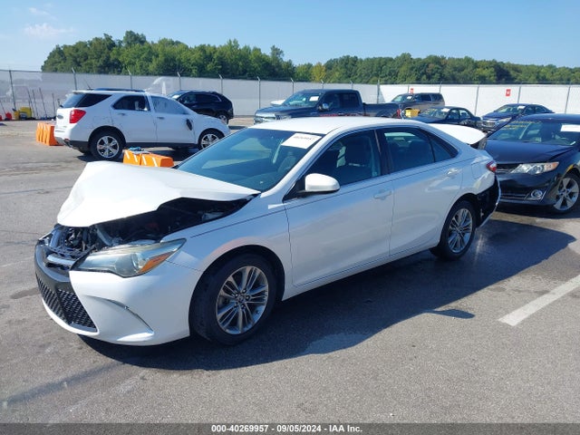 Toyota CAMRY SE 2017 4T1BF1FK4HU271620 Image 2