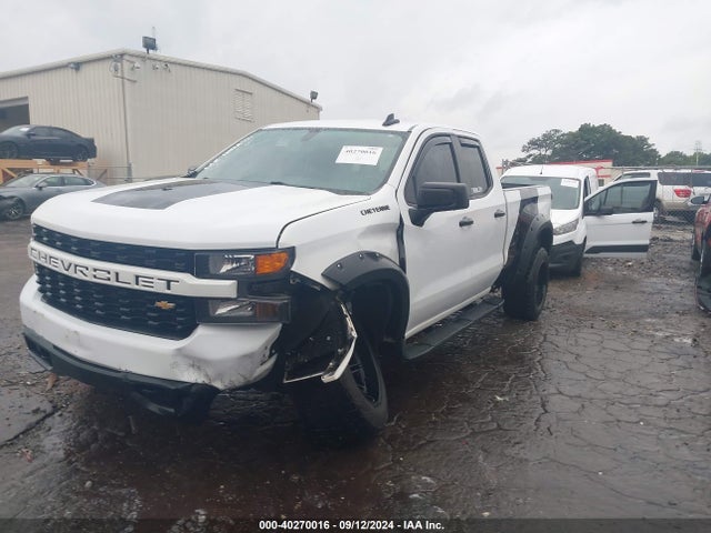 Chevrolet Silverado 1500 Custom 2019 1GCRWBEF3KZ238468 Image 2