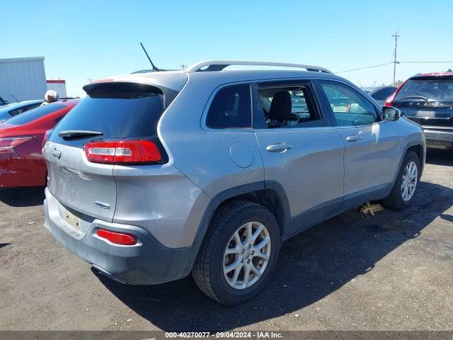 1C4PJMCS7HW658942 Jeep Cherokee Latitude 4x4
